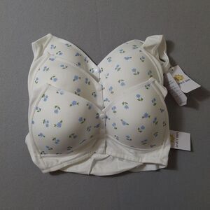 Daisy Bras Front Snaps Women Wireless Brassiere Front Button Closure XL Lot Of 3